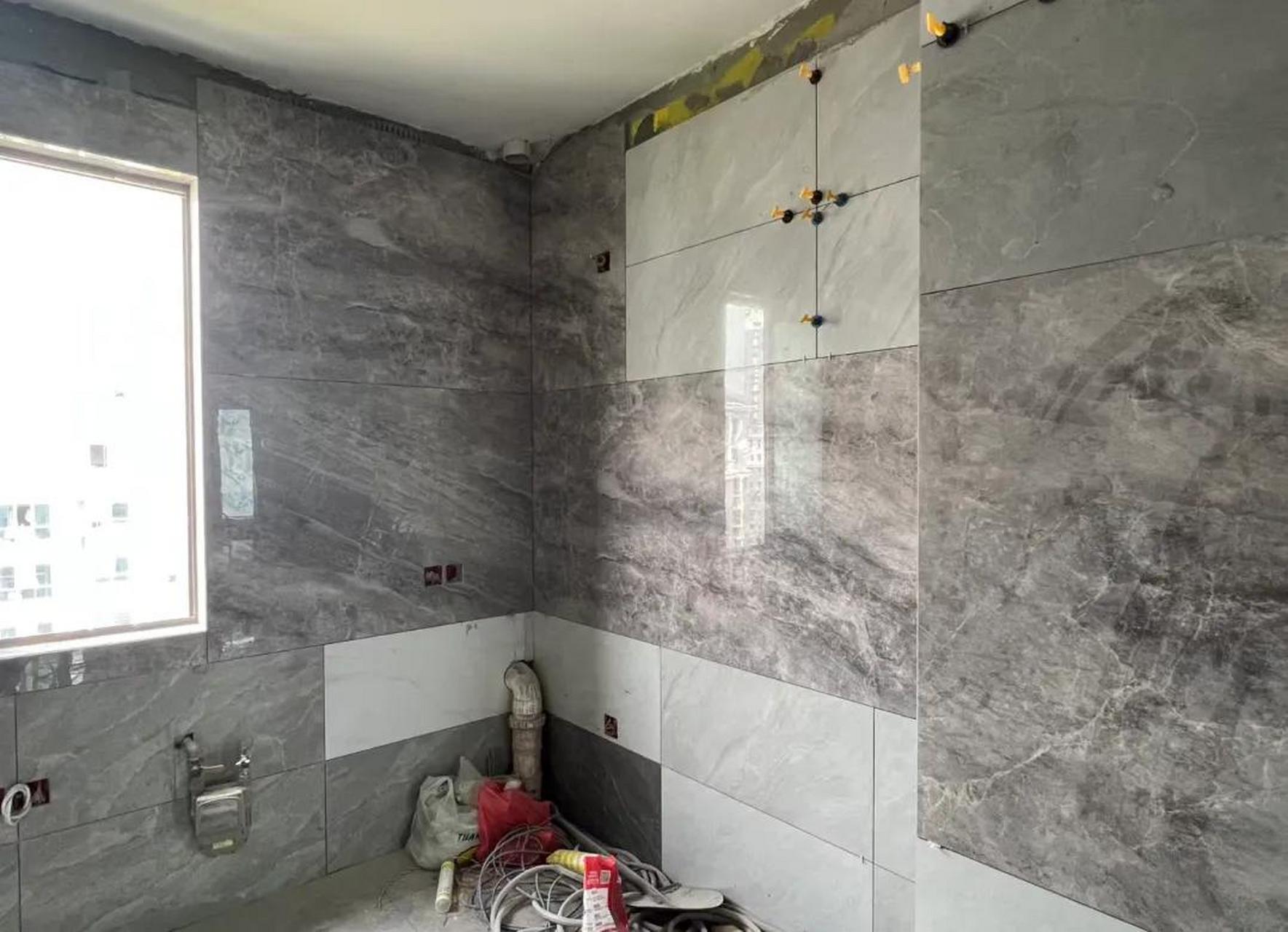 厨房墙面瓷砖空了怎么办(厨房墙面瓷砖空鼓补救方法)